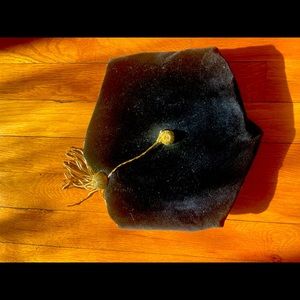 Jostens 6 sided doctoral graduation velvet tam with gold bullion tassel - Medium